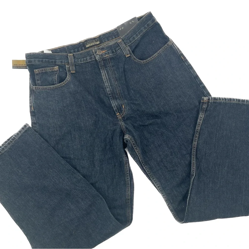 Axist modern relaxed